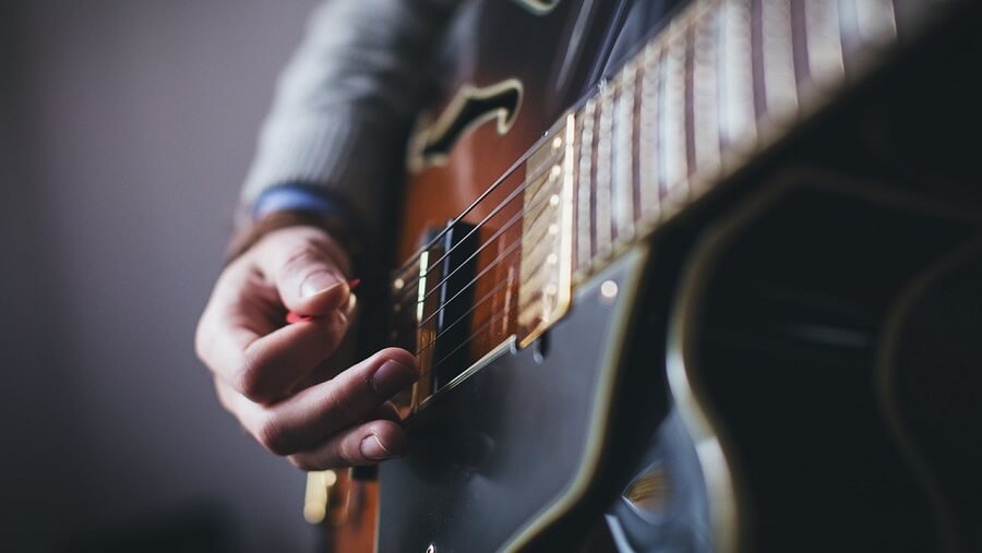 close up to a guitar