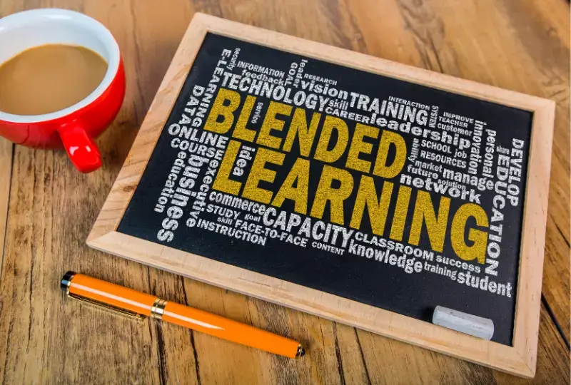 Blended Learning: What It Is, Why It Matters & How to Apply It