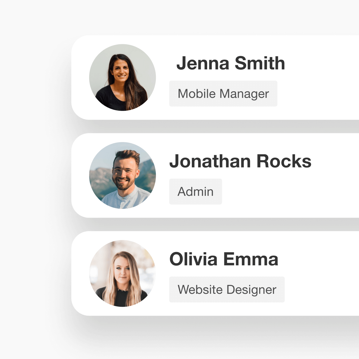 Interface showing multiple users with assigned roles such as admin and manager in a learning platform.